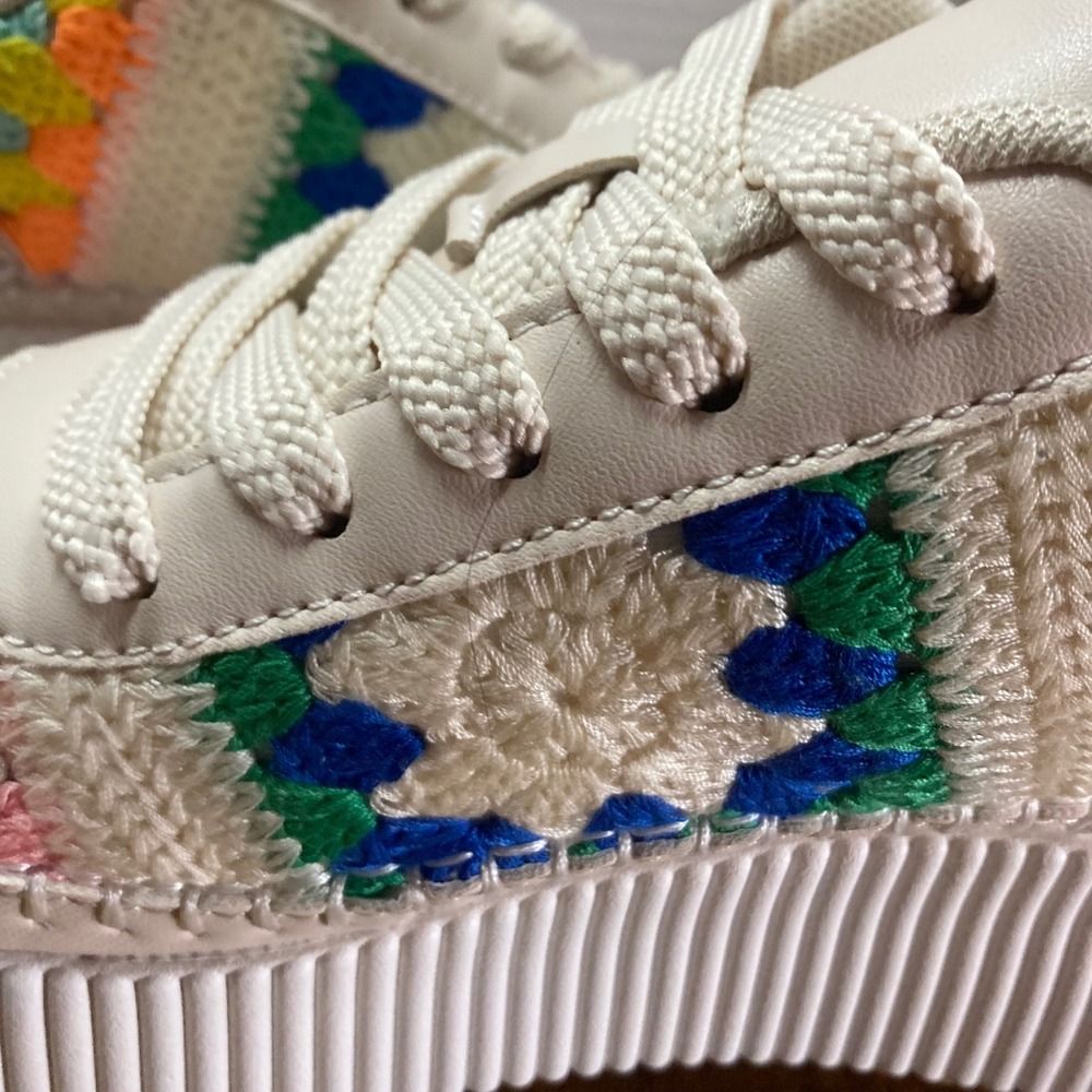 BERNESS Women's Crochet Patchwork‎ Platform Sneakers Cream Multi Color Size 7 - Picture 7 of 10